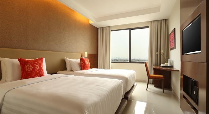 Santika Premiere Bintaro Hotel Serpong Kültér fotó