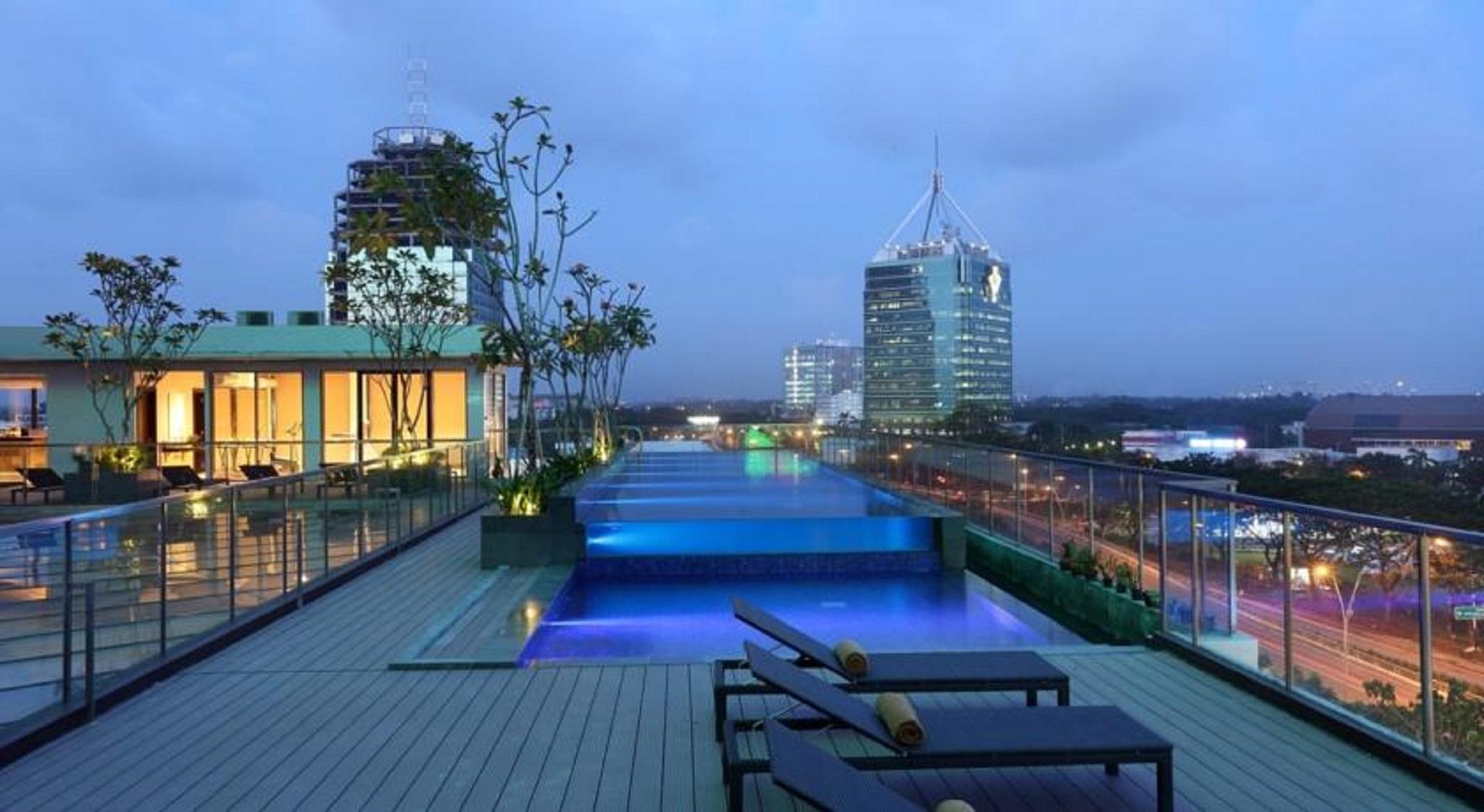 Santika Premiere Bintaro Hotel Serpong Kültér fotó
