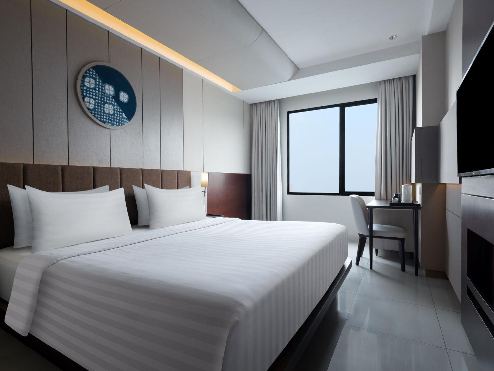 Santika Premiere Bintaro Hotel Serpong Kültér fotó