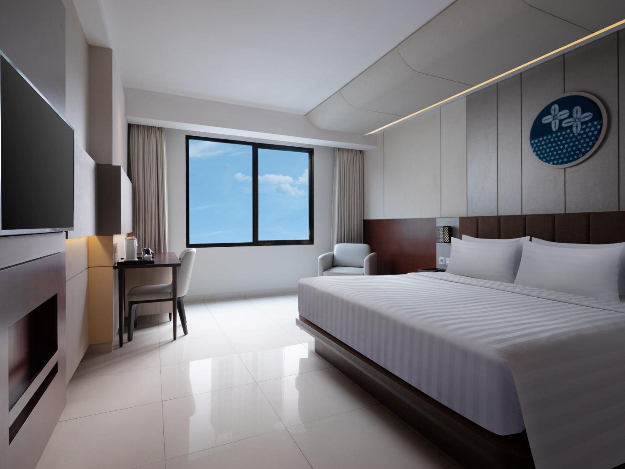 Santika Premiere Bintaro Hotel Serpong Kültér fotó