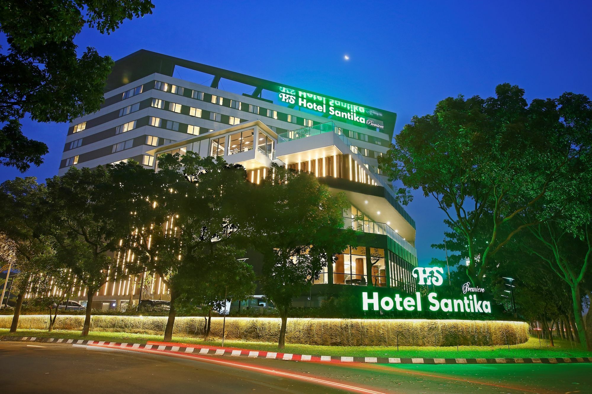 Santika Premiere Bintaro Hotel Serpong Kültér fotó